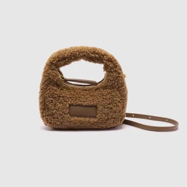 반달 디자인 양털 핸드백 클러치백 여성용 2025 겨울 - Half Moon Bag Suede 리뷰 및 가격