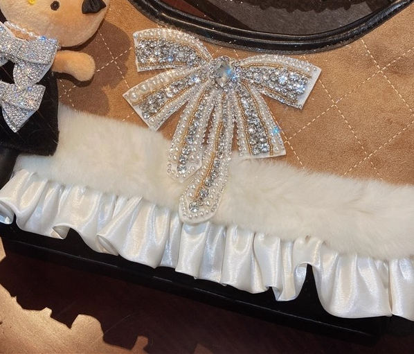 빈티지 니치 헤비 인더스트리 라인스톤 암피트 백 가을  - Half Moon Bag Suede 리뷰 및 가격